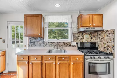 517 Line Road, Aberdeen Township, NJ 07747 - Photo 20
