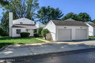 133 Greenwood Dr, Freehold, NJ 07728 - Photo 16
