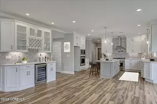 845 NARYSHKIN Wy, Toms River Township, NJ 08753 - Photo 2