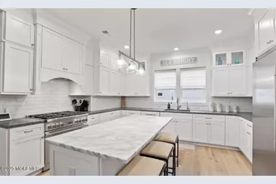 7 Center Street #2, Sea Bright, NJ 07760 - Photo 6