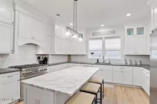 7 Center St, Sea Bright, NJ 07760 - Photo 6