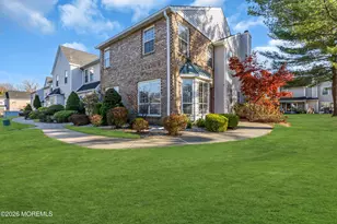 198 Franklin Pl, Morganville, NJ 07751 - Photo 60