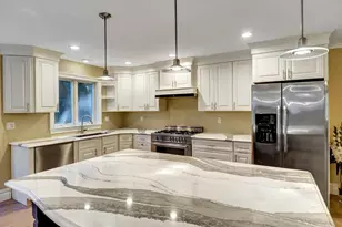 538 Oak St, Port Monmouth, NJ 07758 - Photo 10