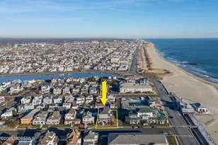 20 Woodland Ave, Avon by the Sea, NJ 07717 - Photo 4