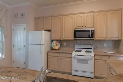 50 Summerwinds Drive, Lakewood, NJ 08701 - Photo 8