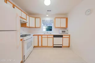 1 Richmond Ct, Tinton Falls, NJ 07712 - Photo 6
