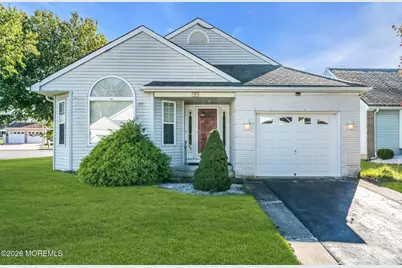 132 Chesterfield Lane, Toms River Township, NJ 08757 - Photo 6