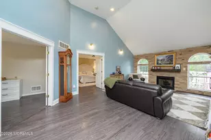 14 Lauren Ln, New Egypt, NJ 08533 - Photo 4
