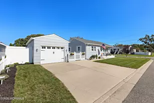 2717 Shady Glen Ave, Point Pleasant, NJ 08742 - Photo 6