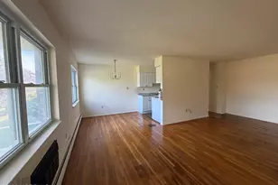 84 Manchester Ct, Freehold, NJ 07728 - Photo 1