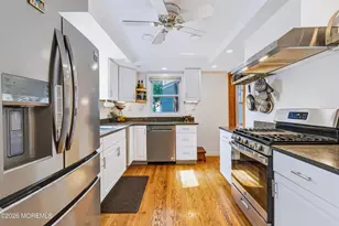 414 Roosevelt Ave, Oakhurst, NJ 07755 - Photo 8