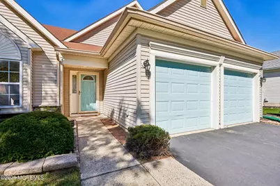 12 Sandhurst Road, Lakewood, NJ 08701 - Photo 2