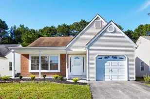 17 Trent Dr, Toms River Township, NJ 08757 - Photo 2