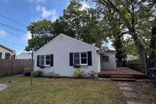 1904 Meadow Rd, Wall Township, NJ 07719 - Photo 4
