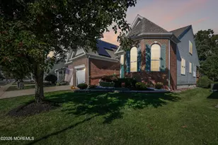 77 Oakmont Ln, Jackson, NJ 08527 - Photo 2