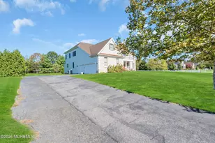 76 Stream Bank Dr, Freehold, NJ 07728 - Photo 6