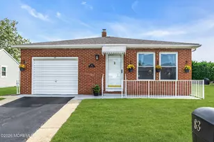 83 Bimini Dr, Toms River Township, NJ 08757 - Photo 1
