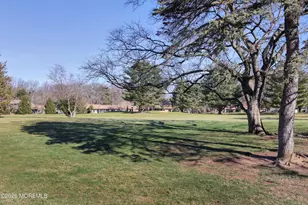70 Lexington Ct, Red Bank, NJ 07701 - Photo 10