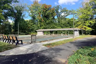 70 Lexington Ct, Red Bank, NJ 07701 - Photo 14