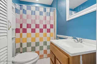 9 Ikes Ln, Manalapan Township, NJ 07726 - Photo 10