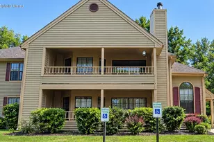 405 Chester Ct, Helmetta, NJ 08828 - Photo 1