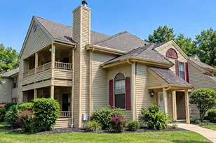 405 Chester Ct, Helmetta, NJ 08828 - Photo 2