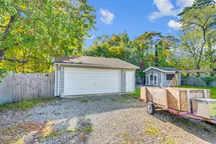 262 Sprucewood Dr, Brick, NJ 08723 - Photo 32