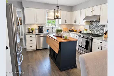 131 Bosun Avenue, Manahawkin, NJ 08050 - Photo 2