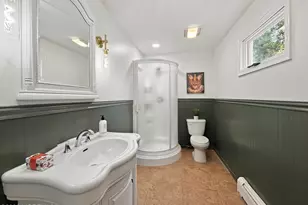 543 N Riverside Dr, Neptune Township, NJ 07753 - Photo 18