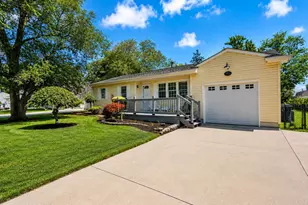 877 Egret Dr, Toms River Township, NJ 08753 - Photo 2