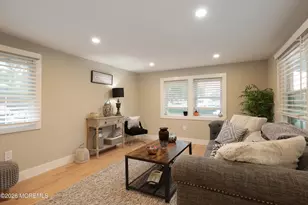 4 Bayshore Mobile, Hazlet Township, NJ 07730 - Photo 10