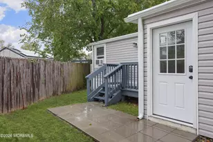 4 Bayshore Mobile, Hazlet Township, NJ 07730 - Photo 24