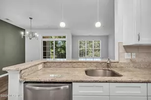 122 Sophee Ln, Lakewood, NJ 08701 - Photo 6