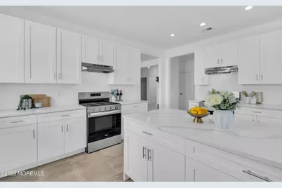 10 Holden Square, Lakewood, NJ 08701 - Photo 14