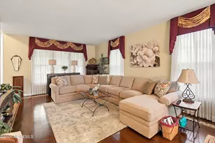 16 Tower Rd, Freehold, NJ 07728 - Photo 10