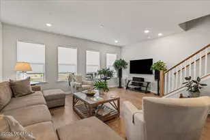 18 Driftwood Cir, Oceanport, NJ 07757 - Photo 8