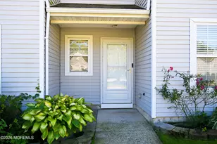 301 Prosperity Ct, Toms River Township, NJ 08755 - Photo 2