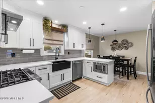 200 Princeton Ct, Toms River Township, NJ 08753 - Photo 12