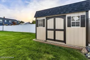 200 Princeton Ct, Toms River Township, NJ 08753 - Photo 28