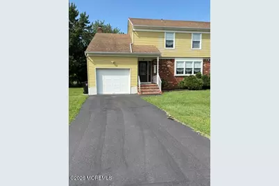 5 Bonnie Drive, Middletown, NJ 07748 - Photo 2