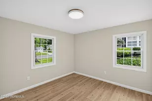 95 Warren Dr, Aberdeen Township, NJ 07747 - Photo 18