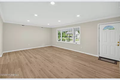 95 Warren Drive, Aberdeen Township, NJ 07747 - Photo 12