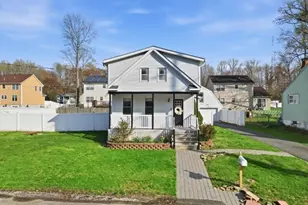 129 Willow Ave, Matawan, NJ 07747 - Photo 2