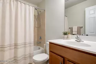 147 Waypoint Dr, Eatontown, NJ 07724 - Photo 18
