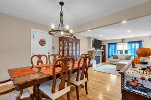 135 Irwin Pl, Middletown, NJ 07748 - Photo 18