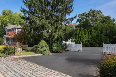 32 Sleepy Hollow Road, Red Bank, NJ 07701 - Photo 50