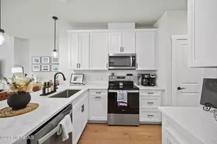 1403 Kingsley St, Asbury Park, NJ 07712 - Photo 12