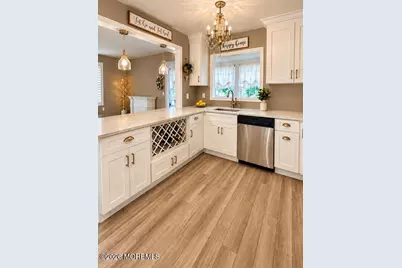 1690 Yorktowne Boulevard, Toms River Township, NJ 08753 - Photo 6
