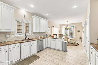 10 Salter Court, Manalapan Township, NJ 07726 - Photo 12