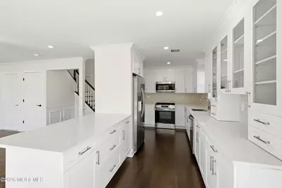 31 Dolphin Circle W, Bayville, NJ 08721 - Photo 12